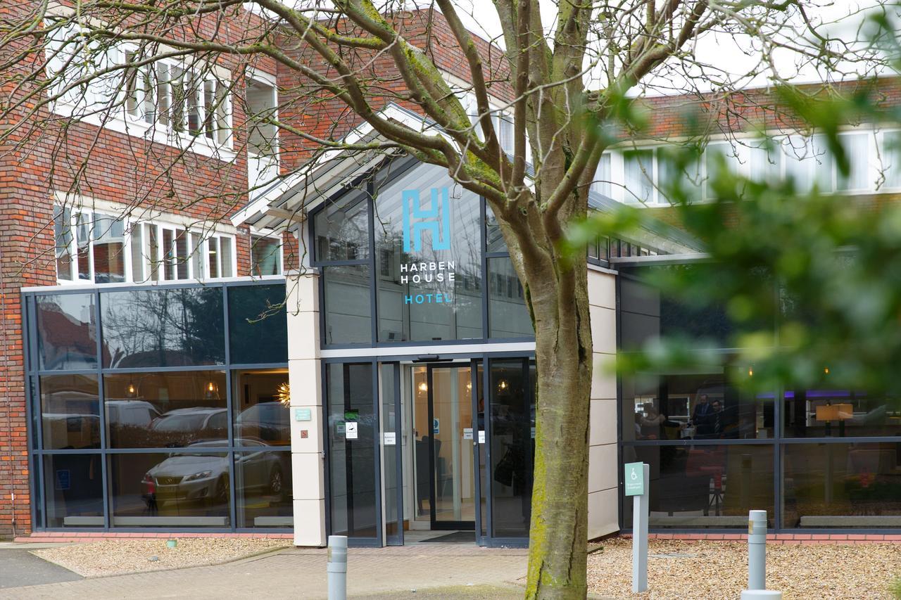 Harben House Hotel Newport Pagnell Exterior foto